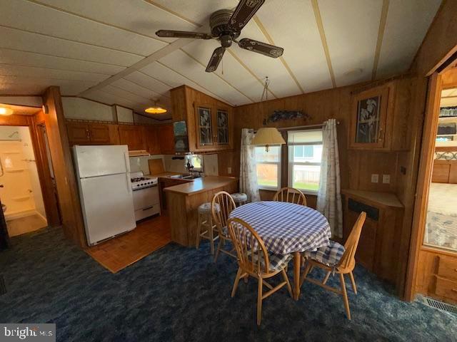 389 Seahawk Lane Berlin, MD 21811 - Photo 20 of 42 Dining area!
