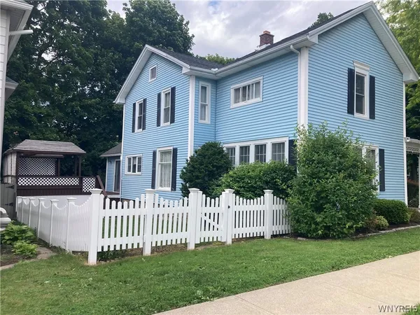 $249,500 | 74 John Street, Newstead, NY 14001