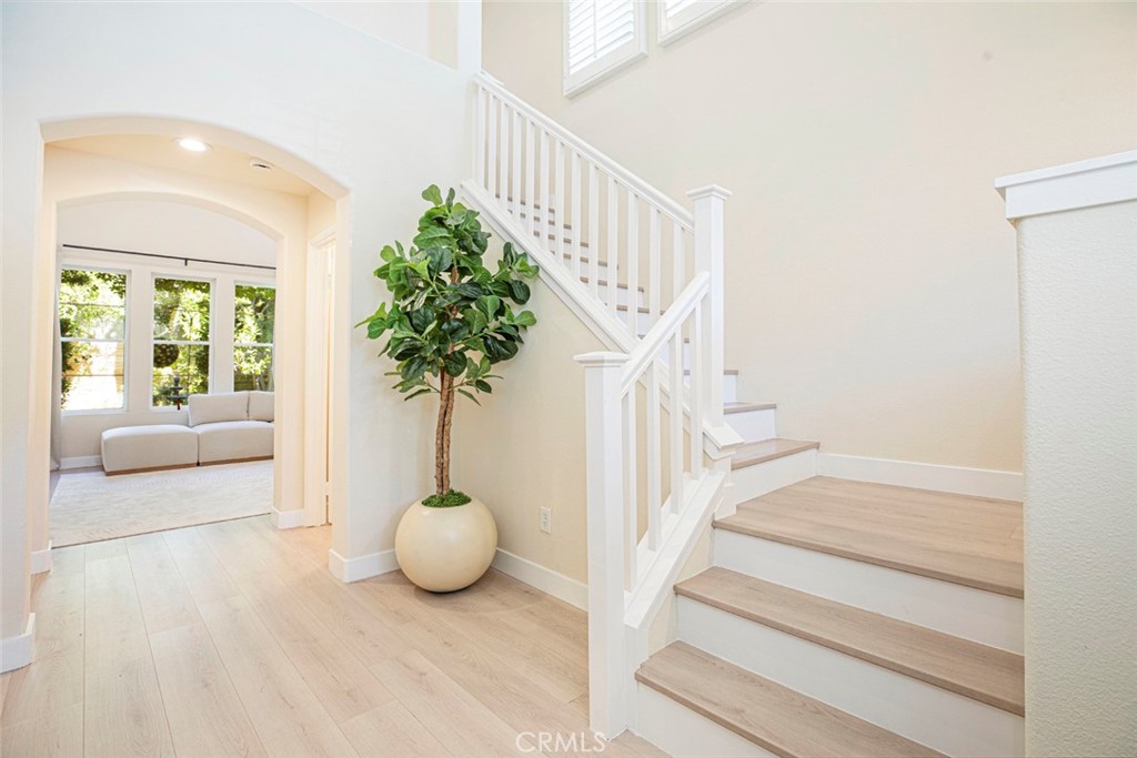 23301 Montecito Place Valencia, CA 91354 - Photo 6 of 45 a view of entryway and hall