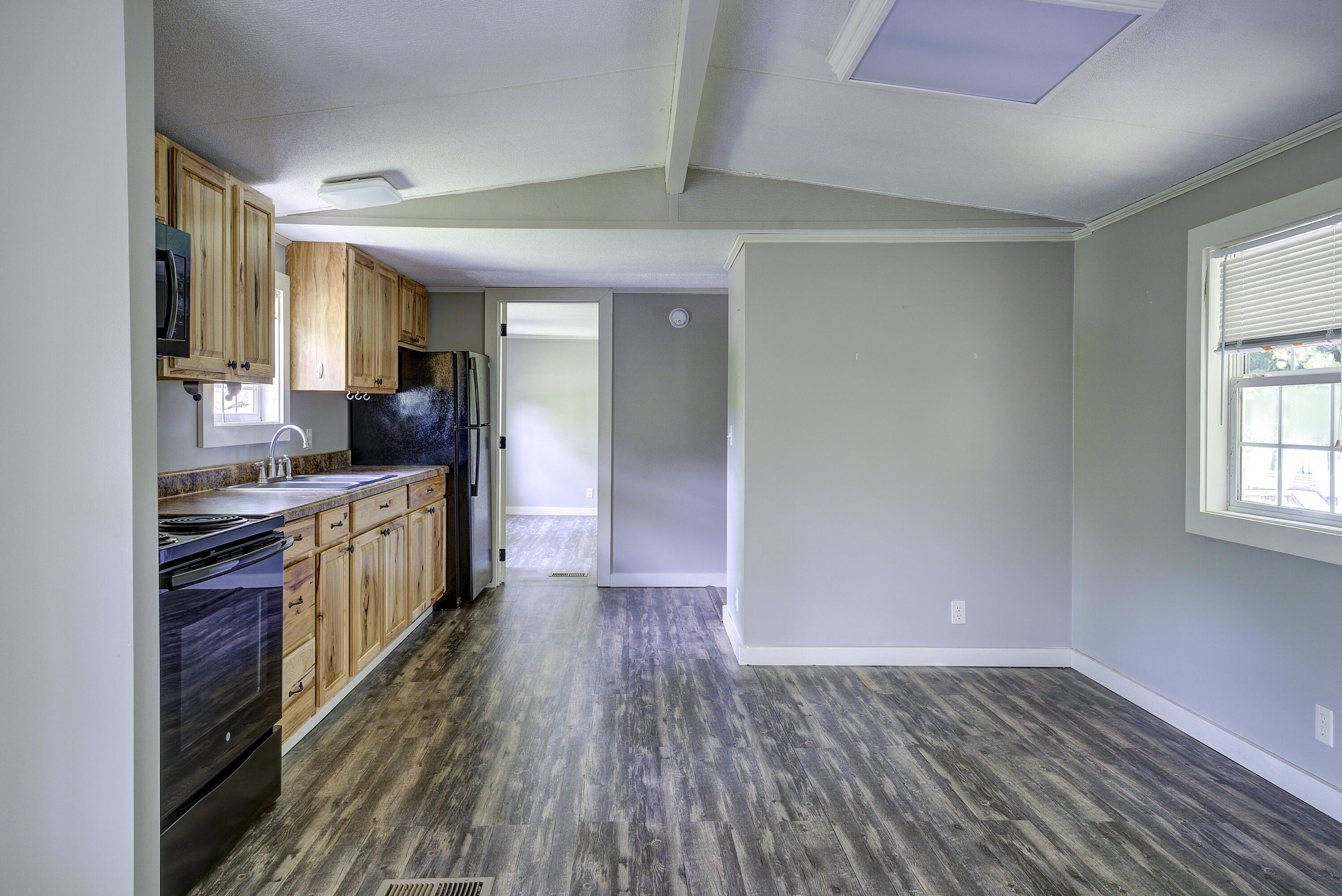 2801 Fall Branch Road Mountain City, TN 37683 - Photo 15 of 42 Fall-1
