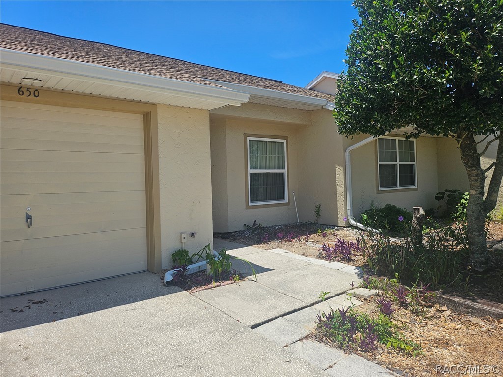 650 West Diamond Bird Loop Hernando, FL 34442 - Photo 1 of 26 Front Exterior