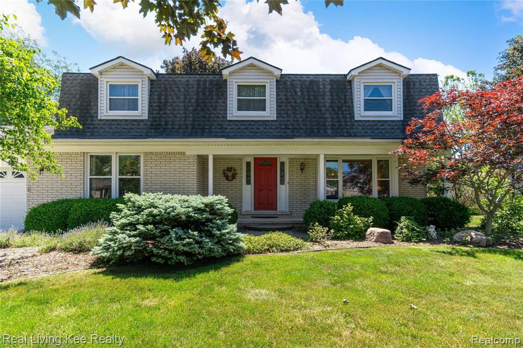 2155 Wayward Drive Rochester Hills, MI 48309 - Photo 1 of 38