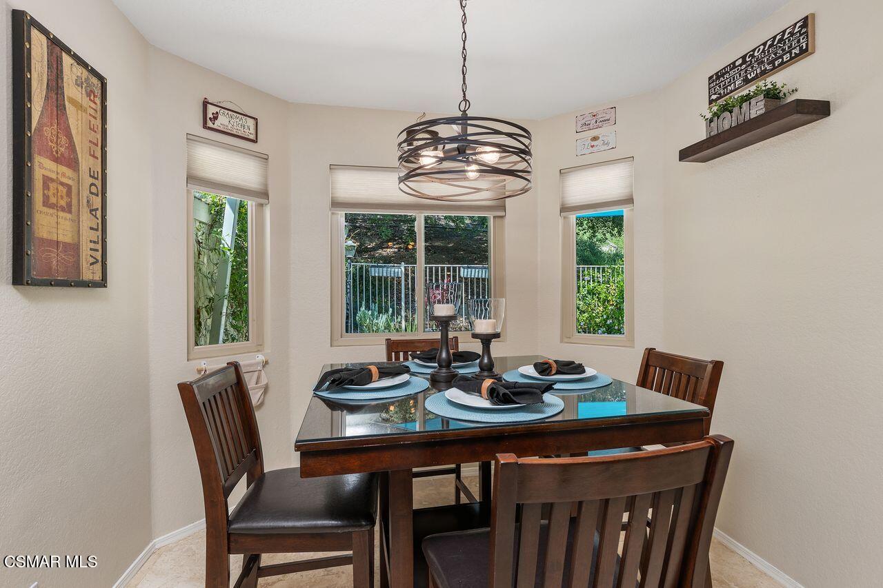 885 Congressional Road Simi Valley, CA 93065 - Photo 24 of 44 a view of a dining room with furniture window and outside view