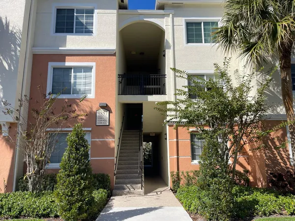 $2,425 | 9857 Baywinds Boulevard, Unit 9111, Royal Palm Beach, FL 33411