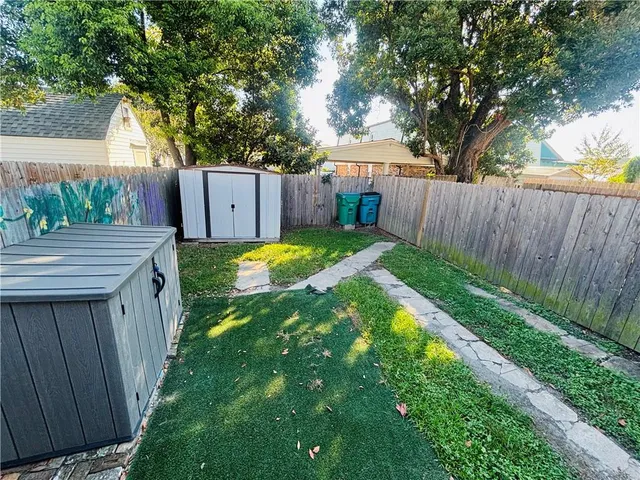 $1,450 | 423 Chalmette Street, Harvey, LA 70058