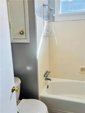 $1,450 | 423 Chalmette Street, Harvey, LA 70058