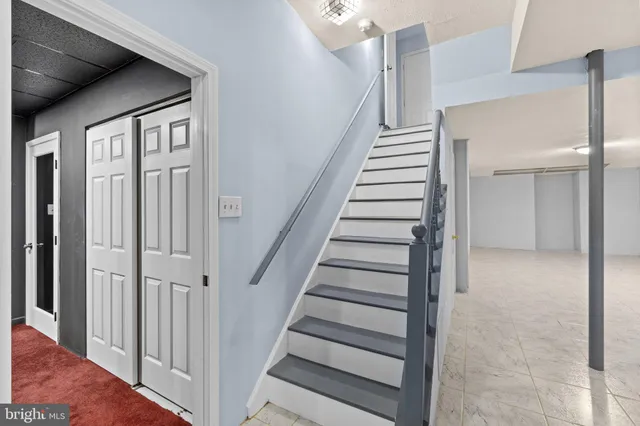 $829,900 | 15978 Cove Lane, Dumfries, VA 22025