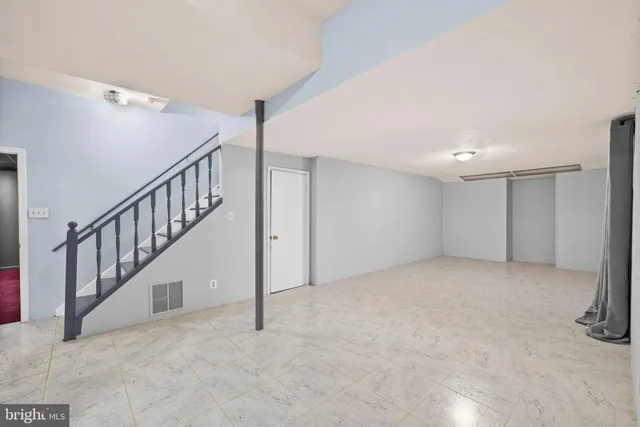 $829,900 | 15978 Cove Lane, Dumfries, VA 22025