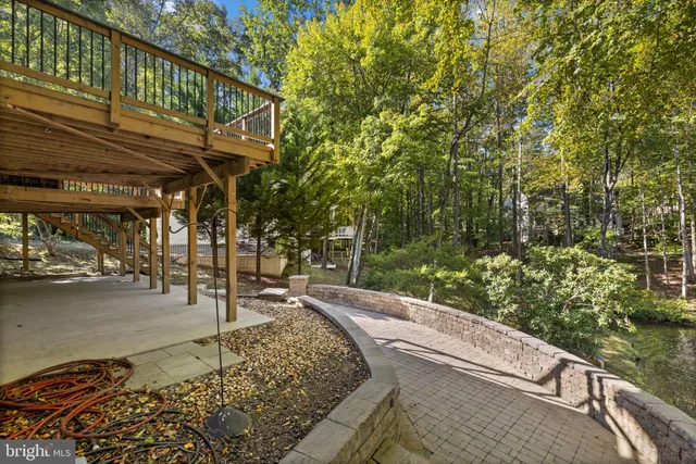 $829,900 | 15978 Cove Lane, Dumfries, VA 22025