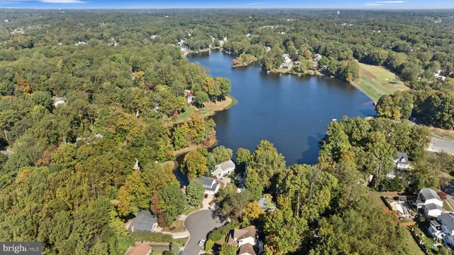 $829,900 | 15978 Cove Lane, Dumfries, VA 22025