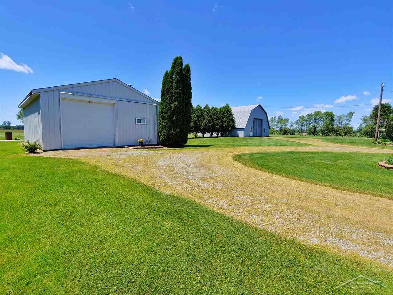2635 Lone Road Freeland, MI 48623 - Photo 65 of 67 50014389-64.JPG