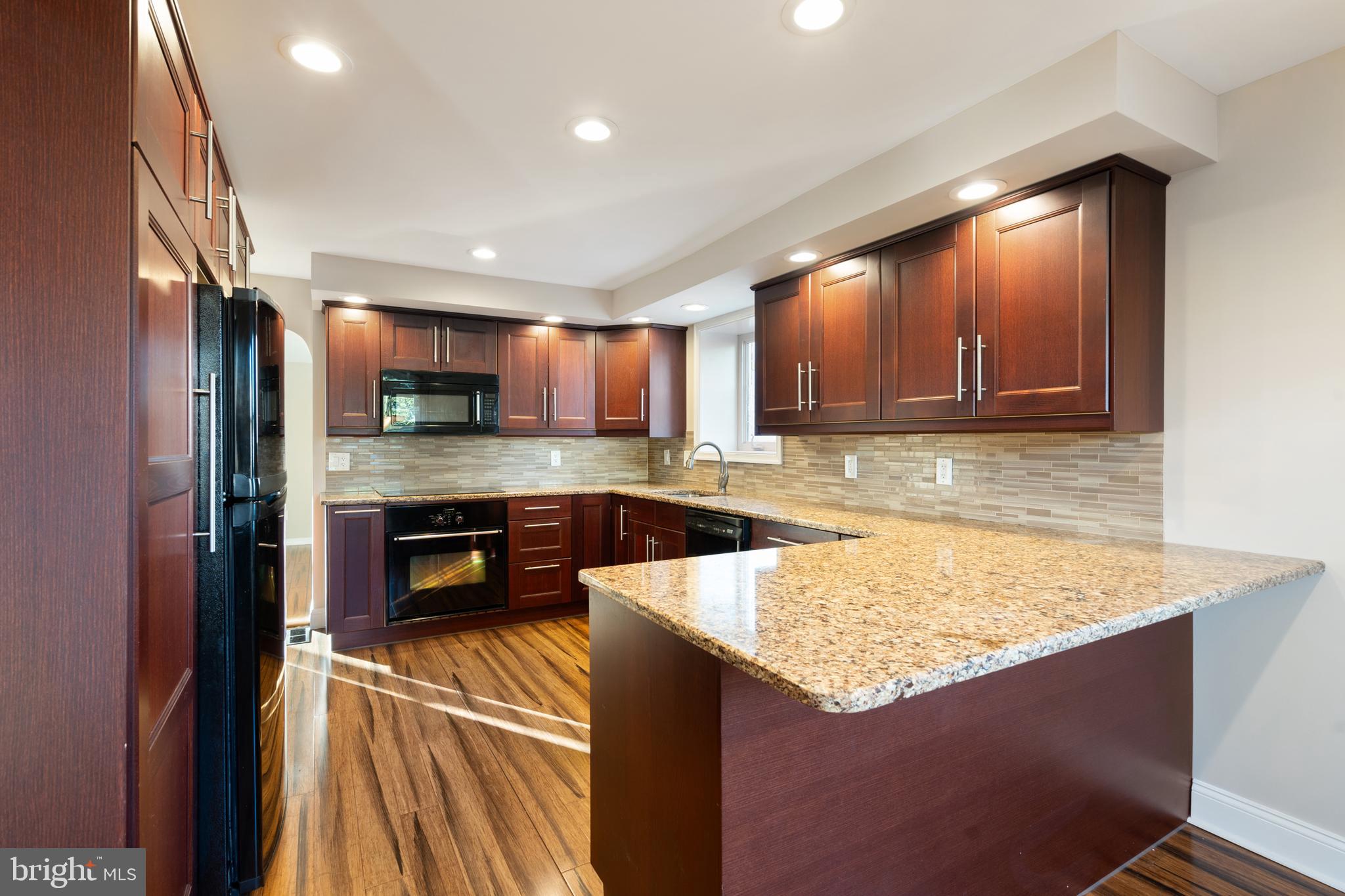 38 Barbara Drive Springfield, PA 19064 - Photo 4 of 22