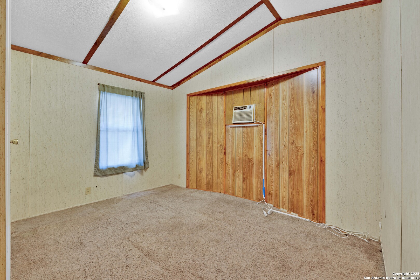 36 Retama Road Brackettville, TX 78832 - Photo 12 of 36 a view of an empty room