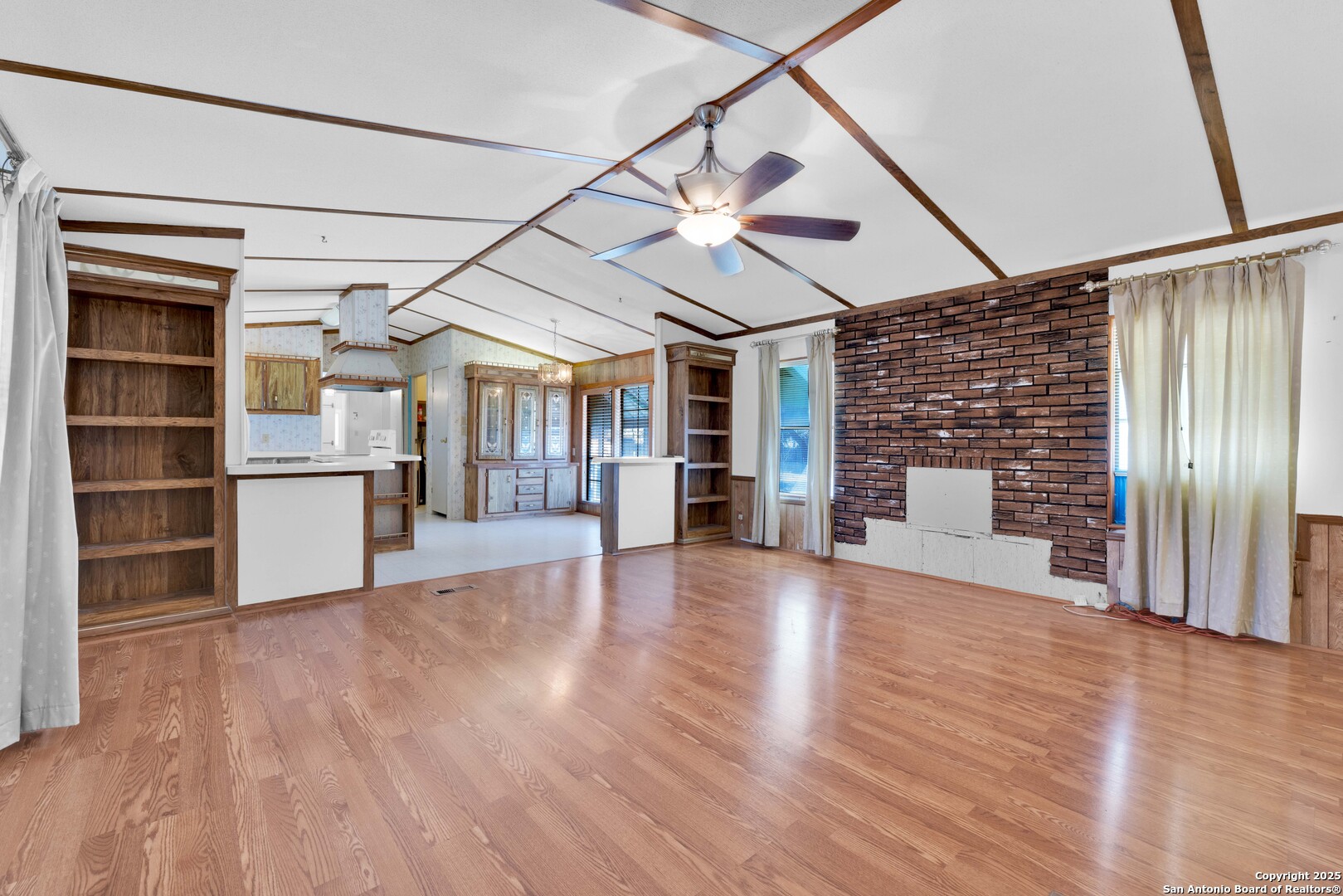 36 Retama Road Brackettville, TX 78832 - Photo 15 of 36 a view of a livingroom with wooden floor