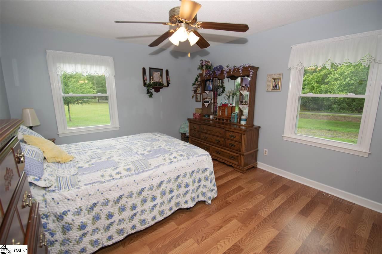 1463 Rice Road Pickens, SC 29671 - Photo 15 of 20