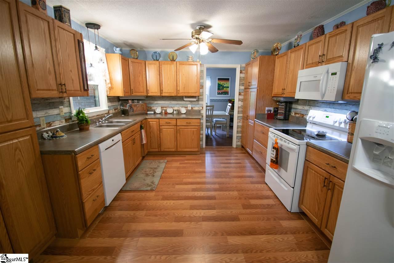 1463 Rice Road Pickens, SC 29671 - Photo 17 of 20