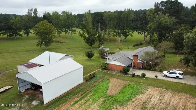 $392,000 | 11050 Road 779, Philadelphia, MS 39350