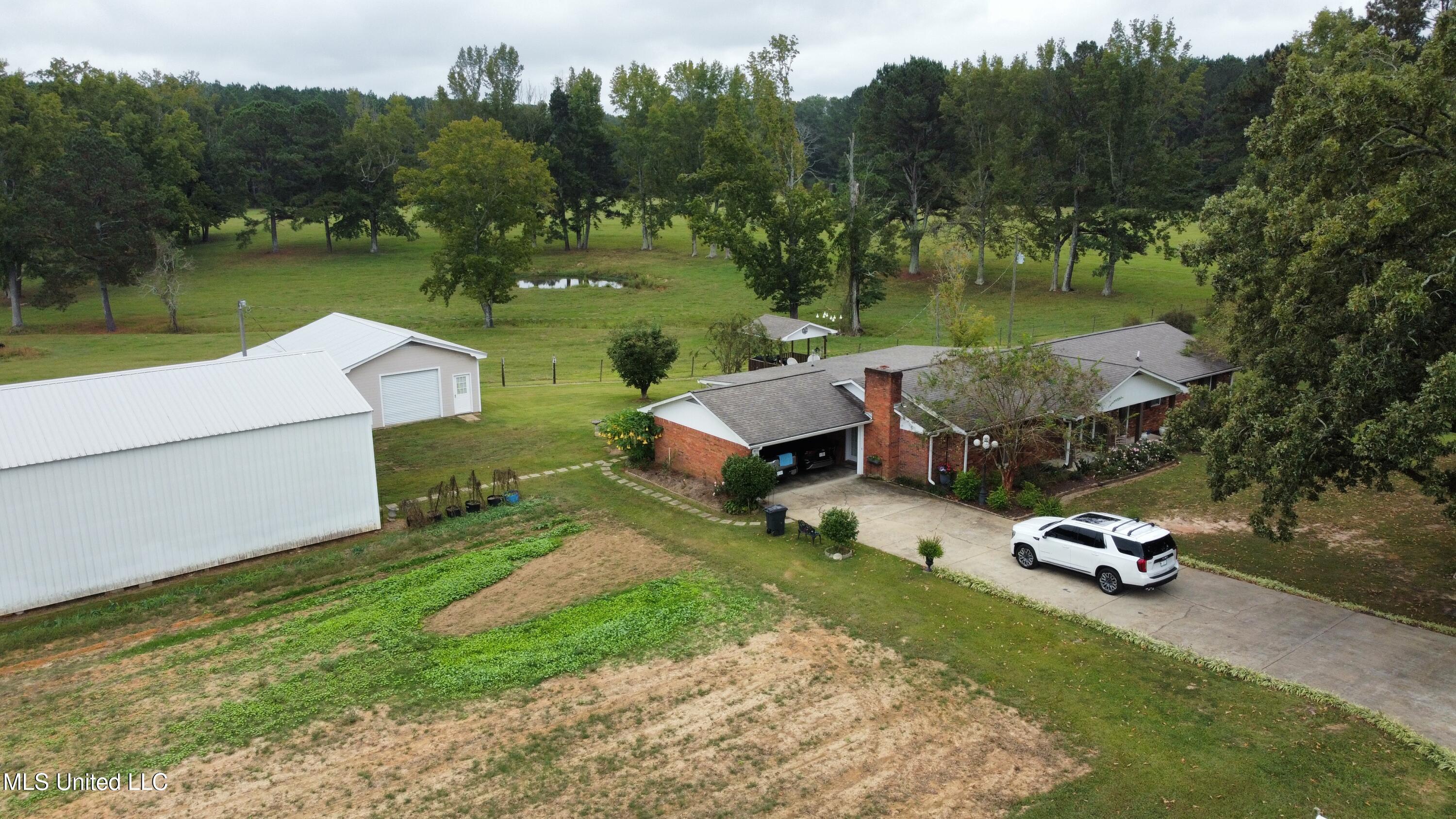 11050 Road 779 Philadelphia, MS 39350 - Photo 47 of 52 dji_fly_20250926_112316_540_175890380559