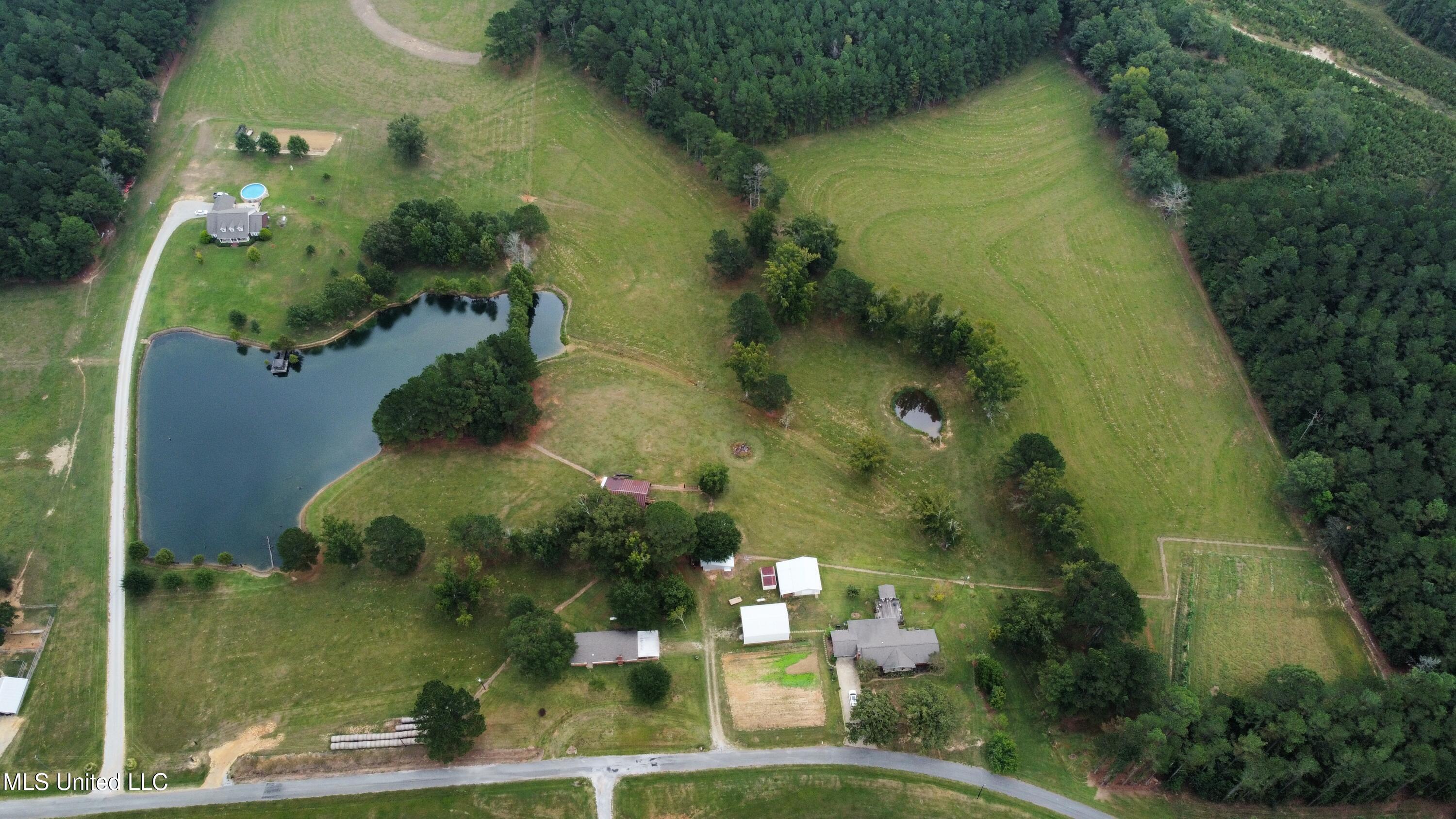 11050 Road 779 Philadelphia, MS 39350 - Photo 48 of 52 dji_fly_20250926_111658_526_175890342820