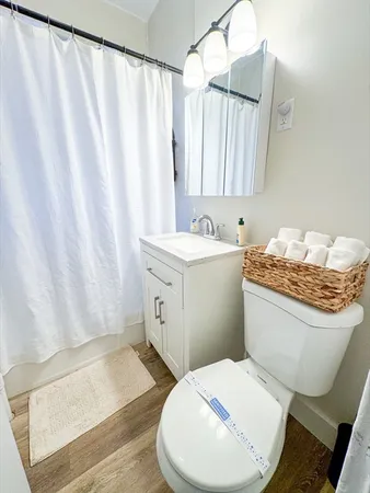 $5,000 | 29-12 Mt Hood Road, Unit FURNISHED, Boston, MA 02135