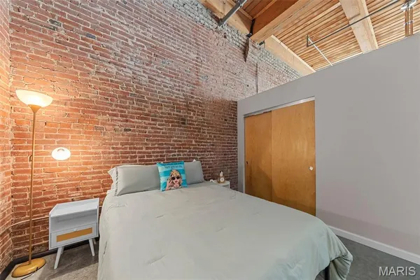 $210,000 | 901 Washington Avenue, Unit 207, St. Louis, MO 63101