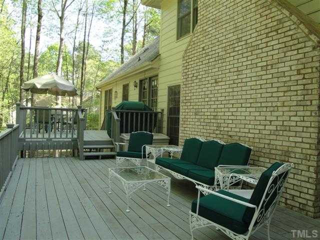 10209 Whitestone Road Raleigh, NC 27615 - Photo 9 of 25 Exterior Back