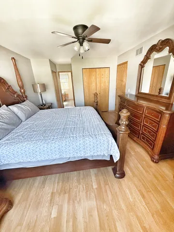 $304,900 | 8416 Stratford Drive, Tinley Park, IL 60487