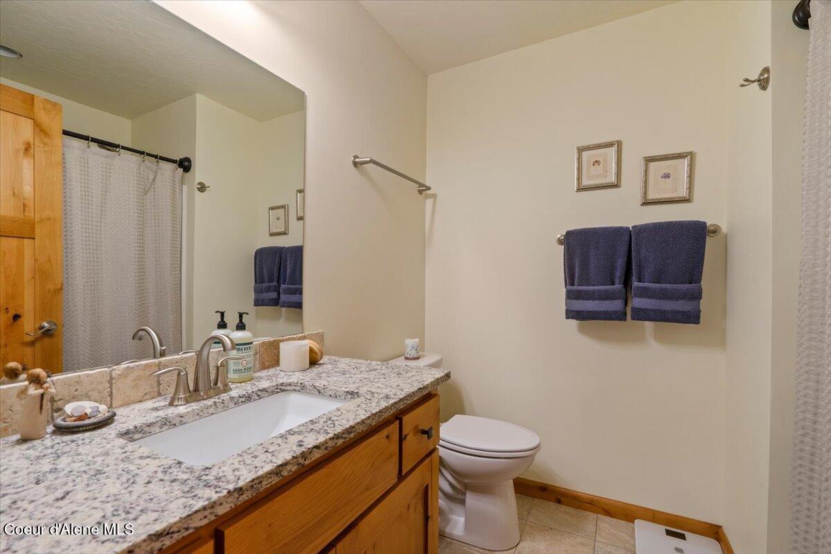 7881 West Kayak Court Rathdrum, ID 83858 - Photo 22 of 42 22-Full Bathroom
