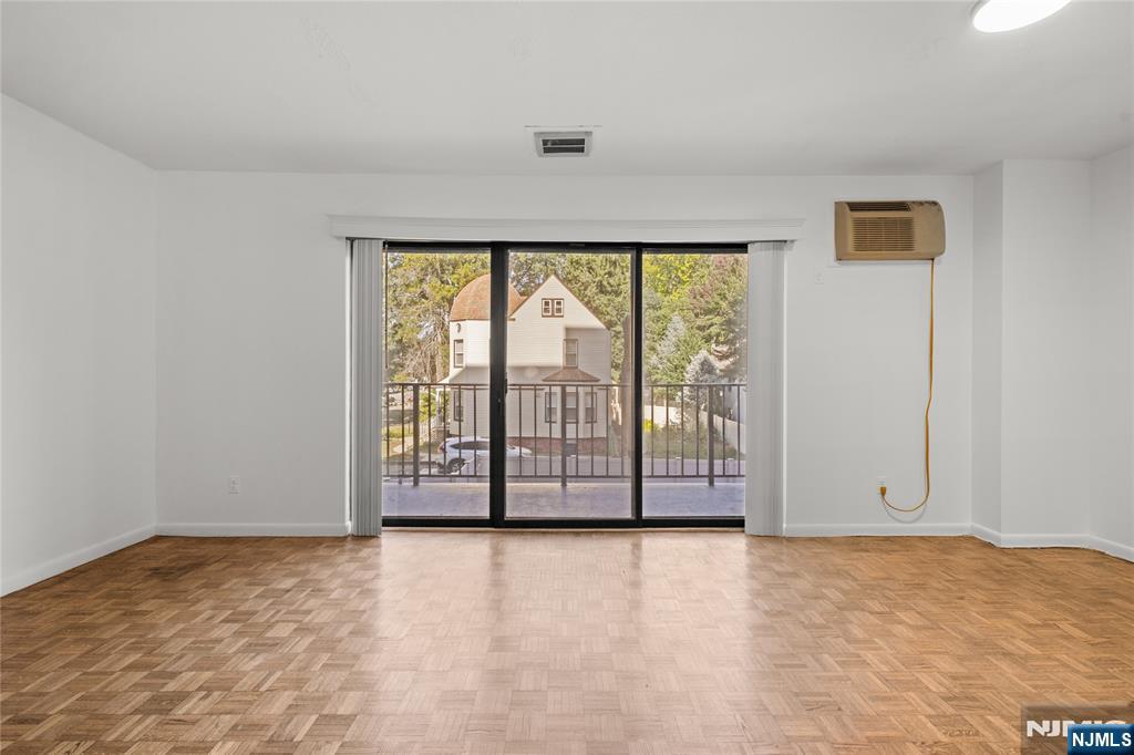 140 Euclid Avenue, Unit 1H Hackensack, NJ 07601 - Photo 12 of 39