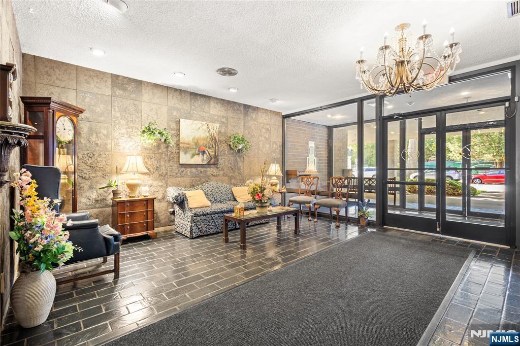 140 Euclid Avenue, Unit 1H Hackensack, NJ 07601 - Photo 7 of 39