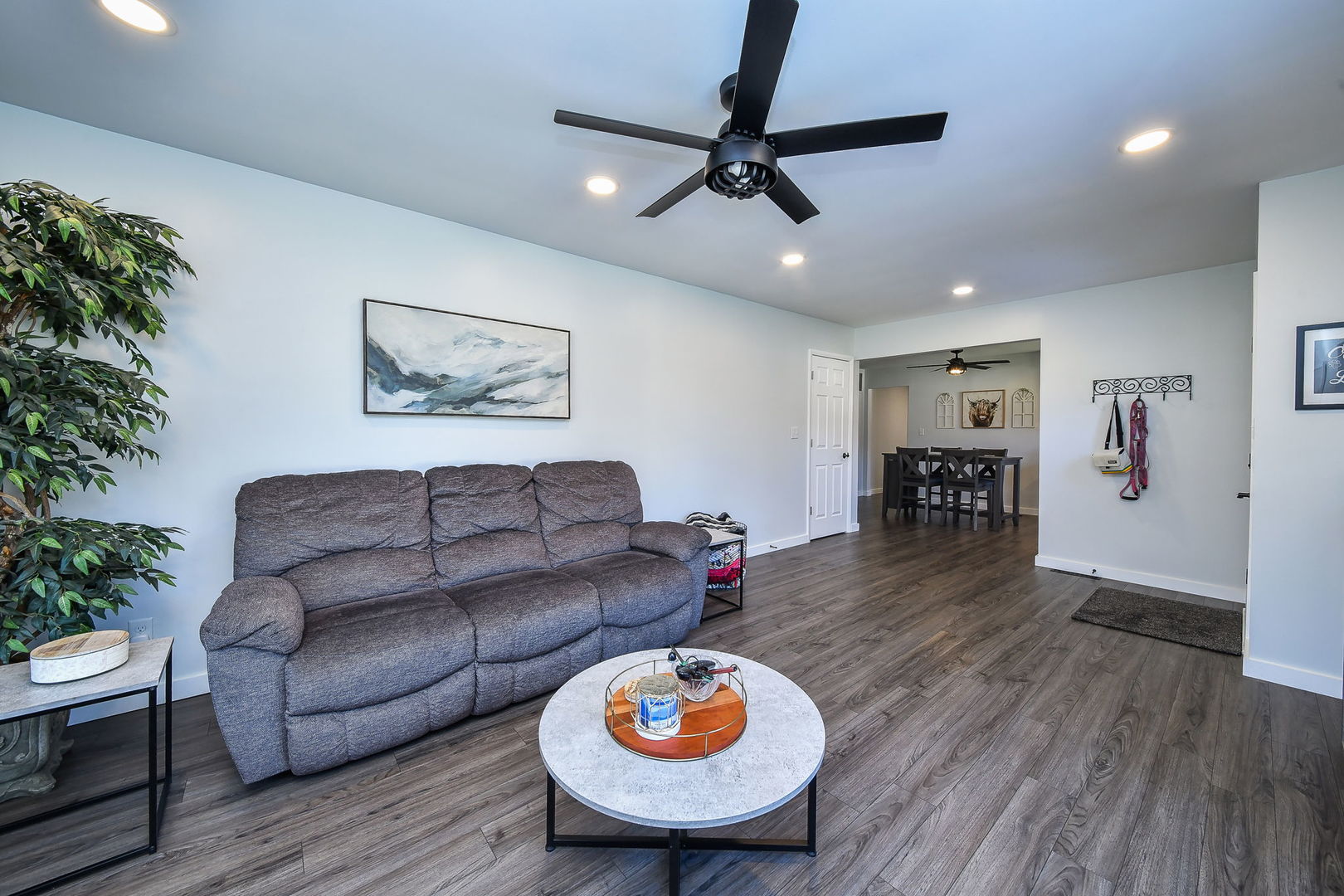 327 South Jackson Street Batavia, IL 60510 - Photo 4 of 14 a living room with furniture and a wooden floor
