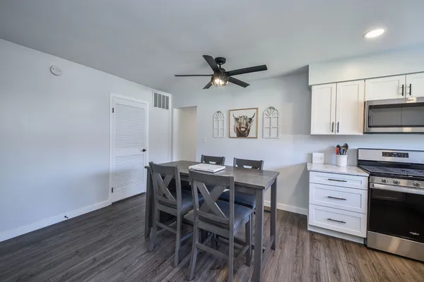 $275,000 | 327 South Jackson Street, Batavia, IL 60510