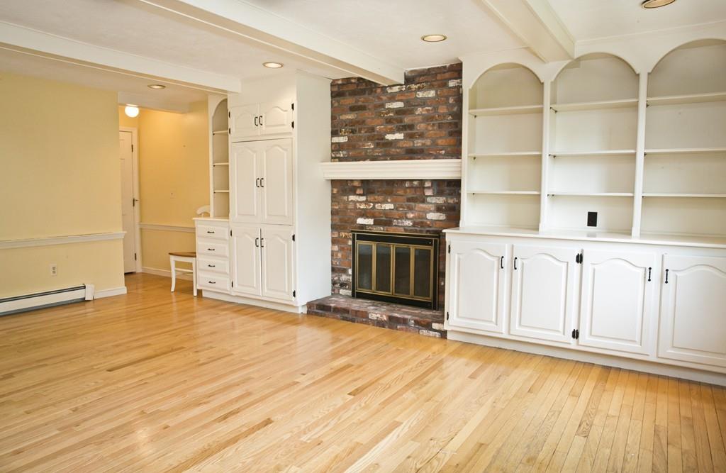 8 Fox Hill Road Shrewsbury, MA 01545 - Photo 4 of 41 Gallery Image 4
