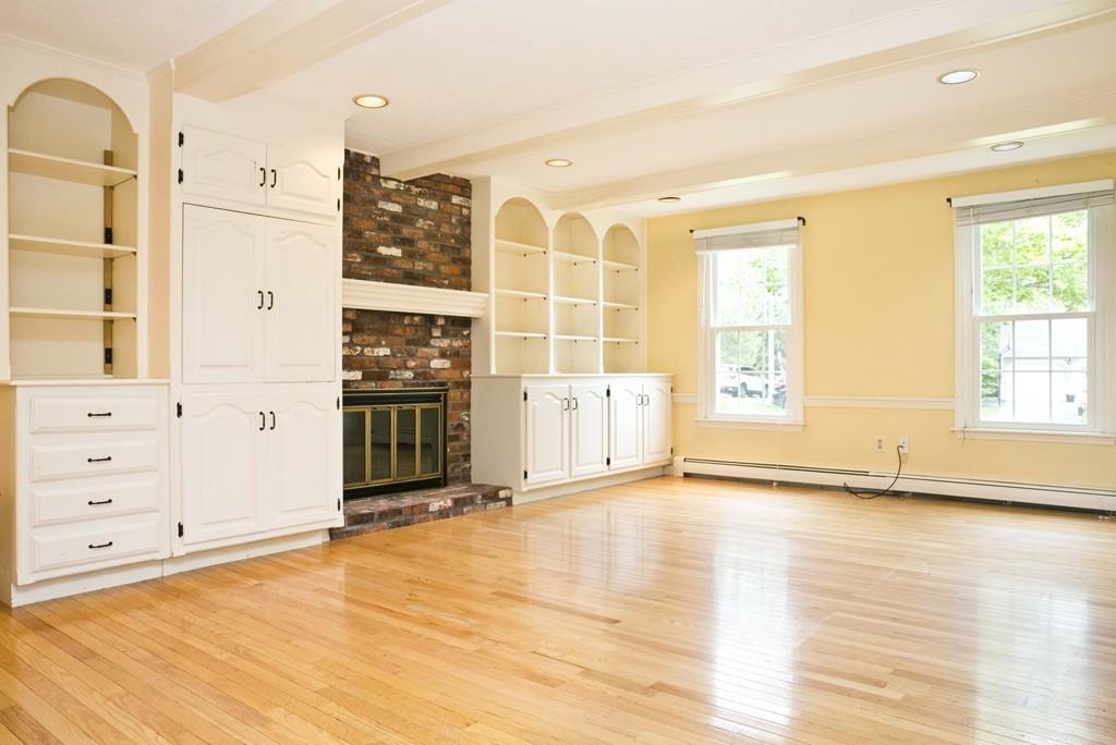 8 Fox Hill Road Shrewsbury, MA 01545 - Photo 5 of 41 Gallery Image 5