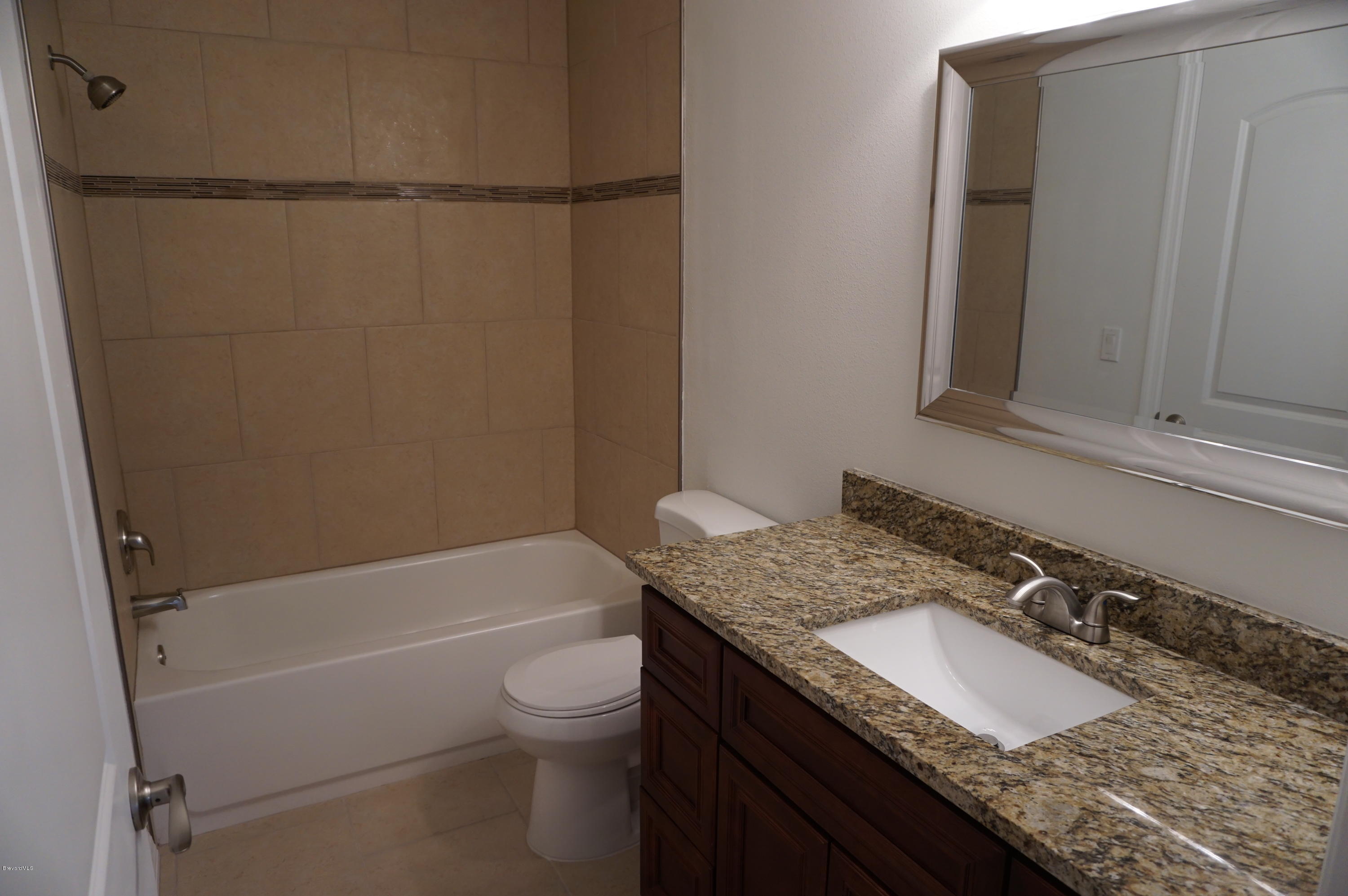 565 Shadow Wood Lane, Unit 321 Titusville, FL 32780 - Photo 14 of 25 DSC00660