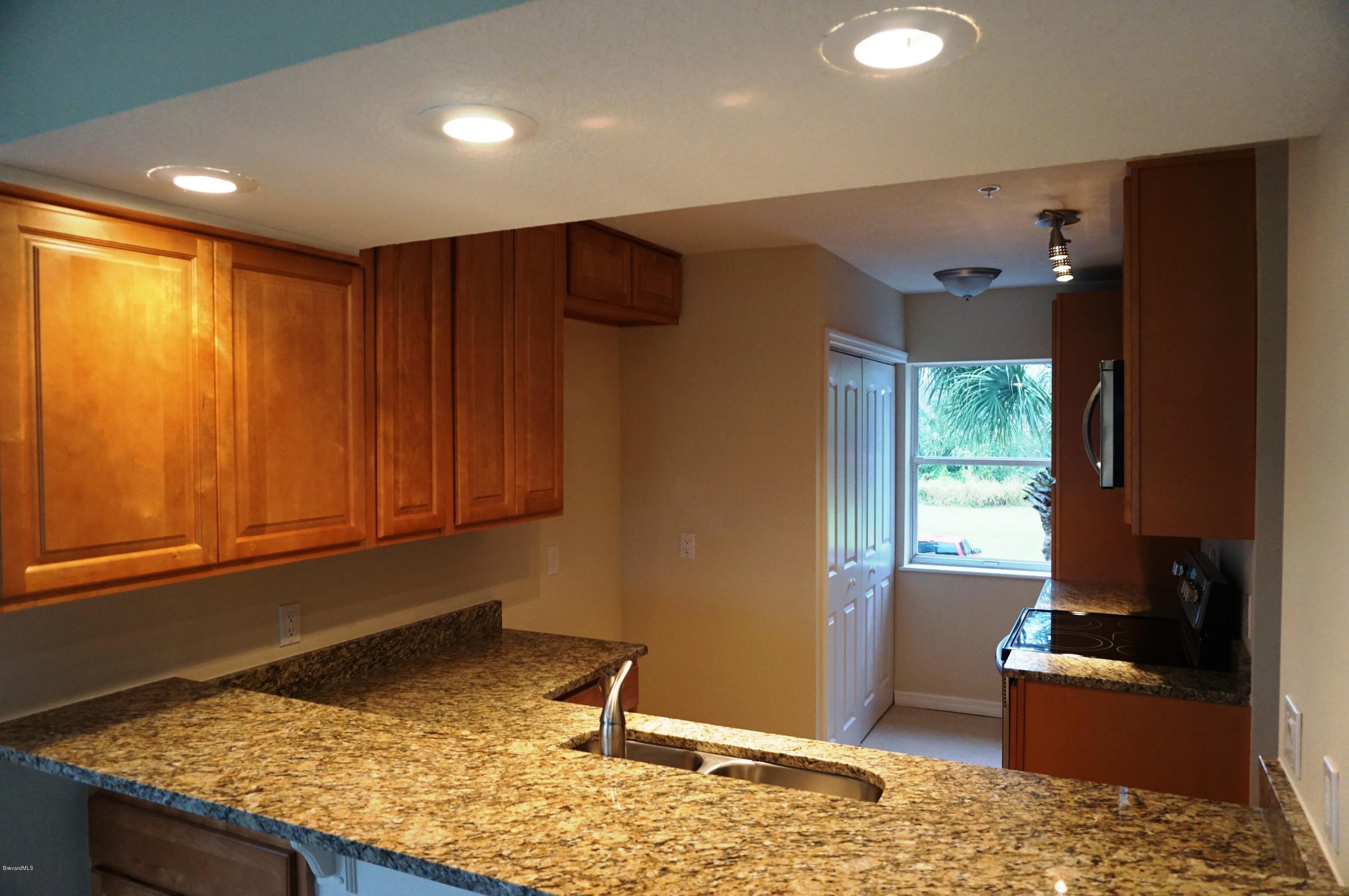 565 Shadow Wood Lane, Unit 321 Titusville, FL 32780 - Photo 4 of 25 DSC00648 (2)