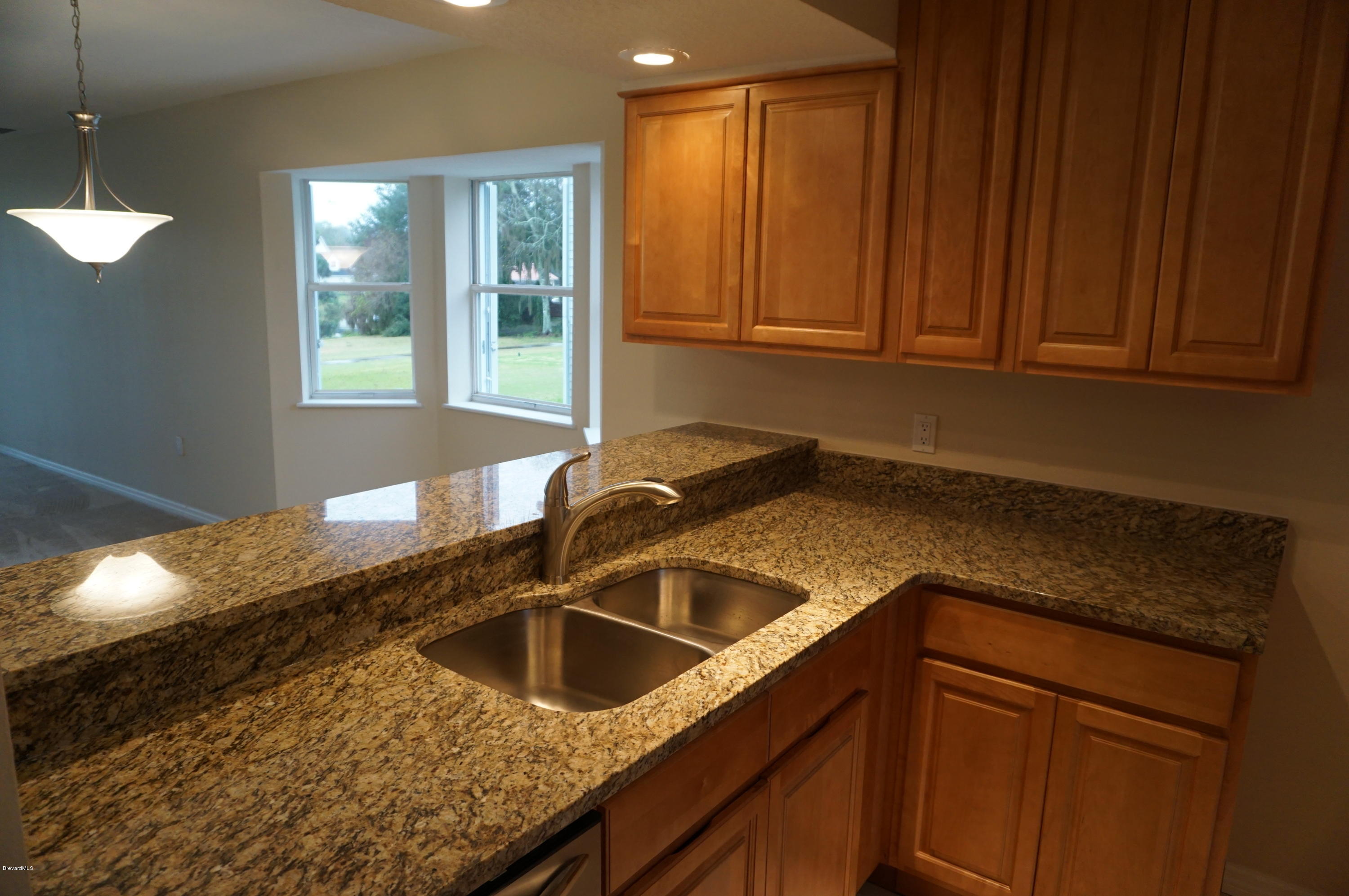 565 Shadow Wood Lane, Unit 321 Titusville, FL 32780 - Photo 10 of 25 DSC00670