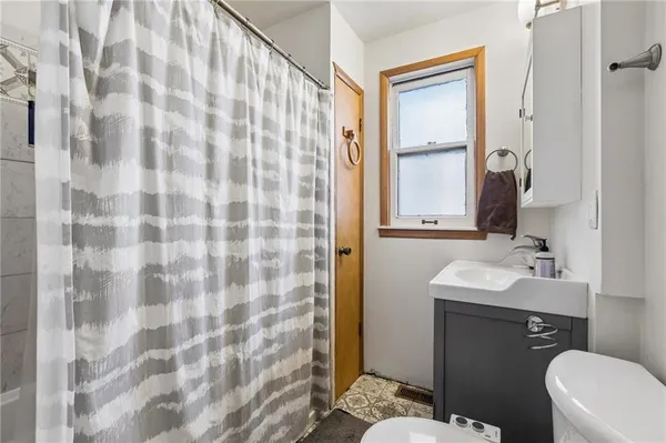 $250,000 | 4218 Wyoming Street, Kansas City, MO 64111