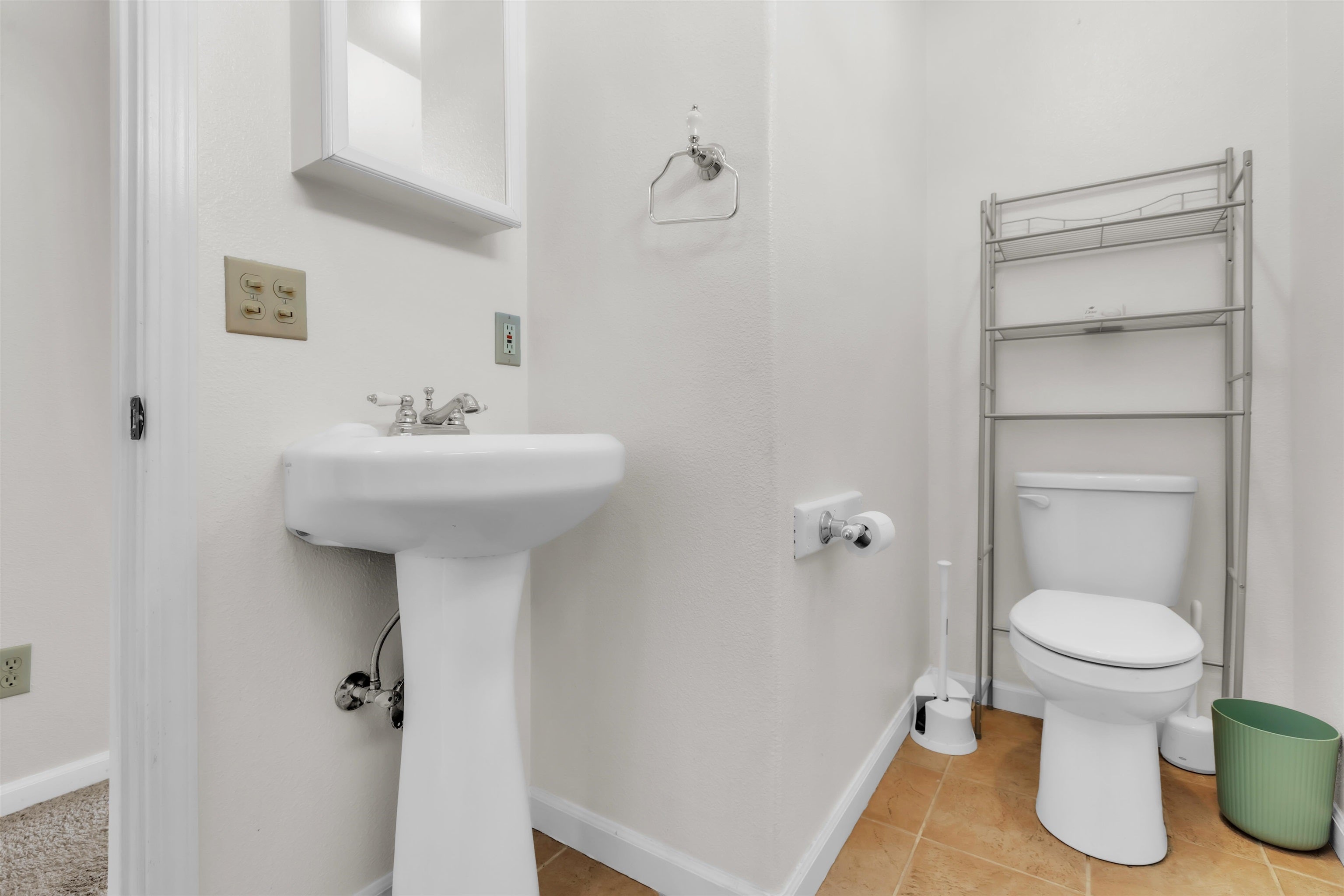 710-405 Center Road Susanville, CA 96130 - Photo 23 of 31 Gallery Image 23