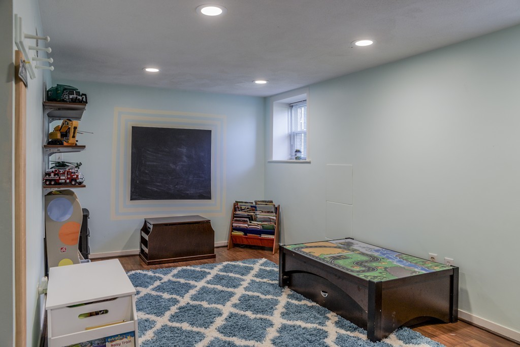 15 Worcester Road Peabody, MA 01960 - Photo 20 of 30 Gallery Image 20