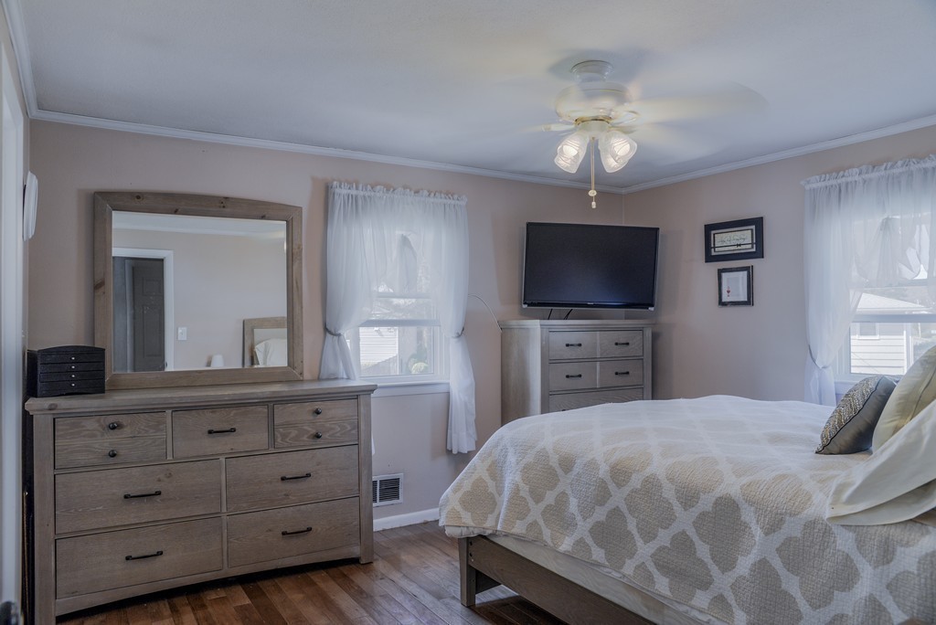 15 Worcester Road Peabody, MA 01960 - Photo 10 of 30 Gallery Image 10