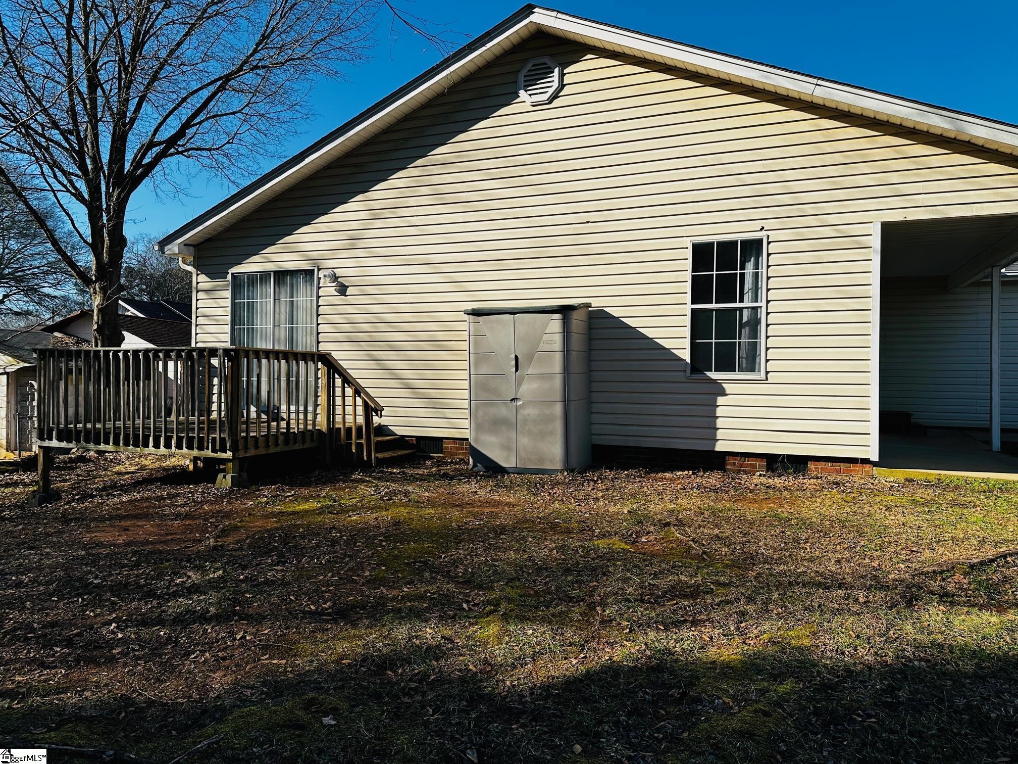 400 Gravley Road Greer, SC 29651 - Photo 3 of 23 Gallery Image 3