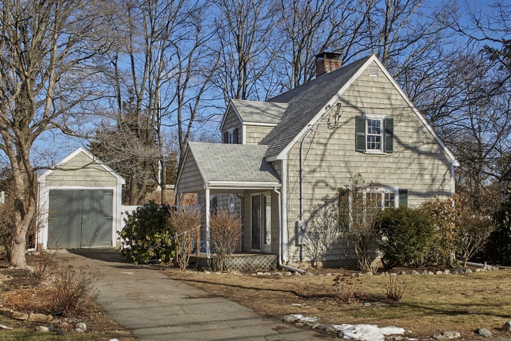 14 Mayflower Road Arlington, MA 02478 - Photo 1 of 11 Gallery Image 1