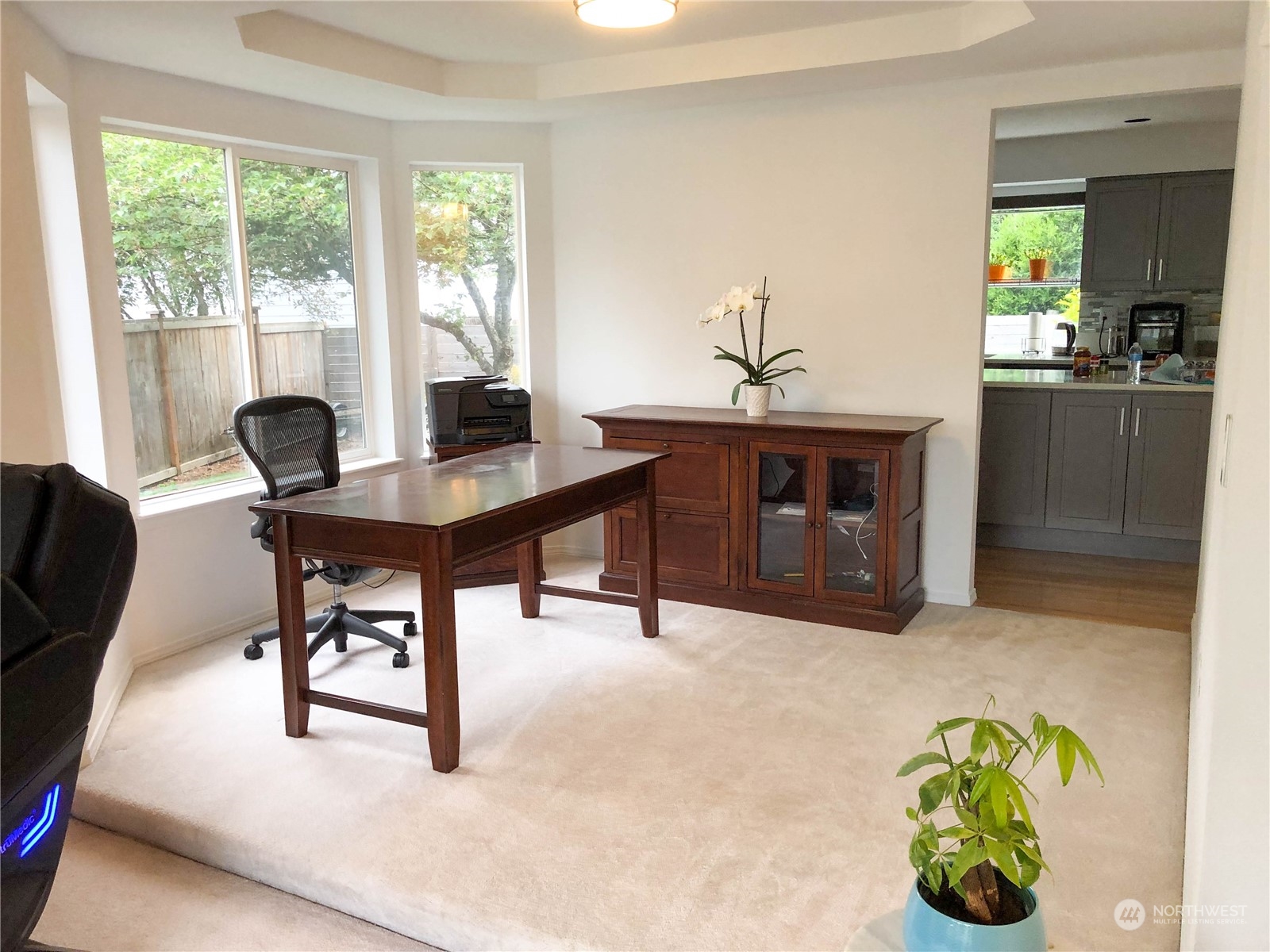 4302 Northeast 6th Place Renton, WA 98059 - Photo 7 of 20 a workspace with furniture and window