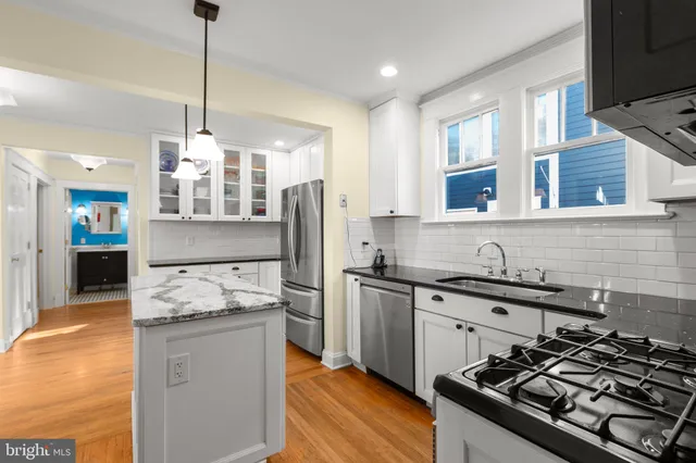 $775,000 | 900 Wolfe Street, Fredericksburg, VA 22401