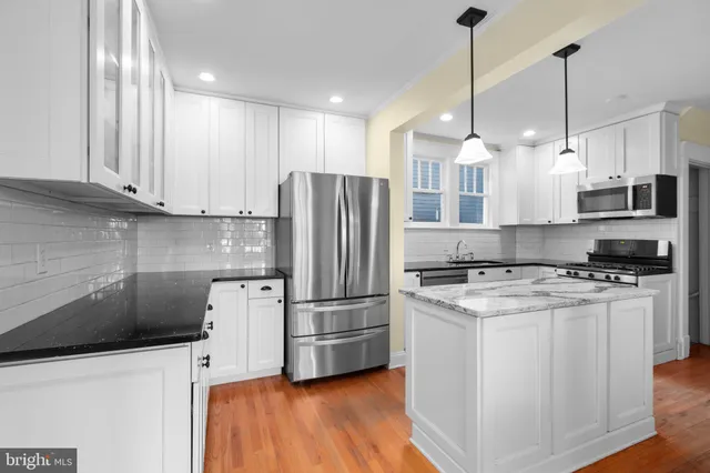 $775,000 | 900 Wolfe Street, Fredericksburg, VA 22401