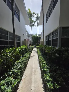 $1,950 | 1560 Pennsylvania Avenue, Unit 216, Miami Beach, FL 33139