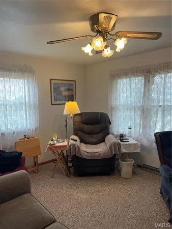 $176,000 | 811 South Court Street, Bowling Green, MO 63334
