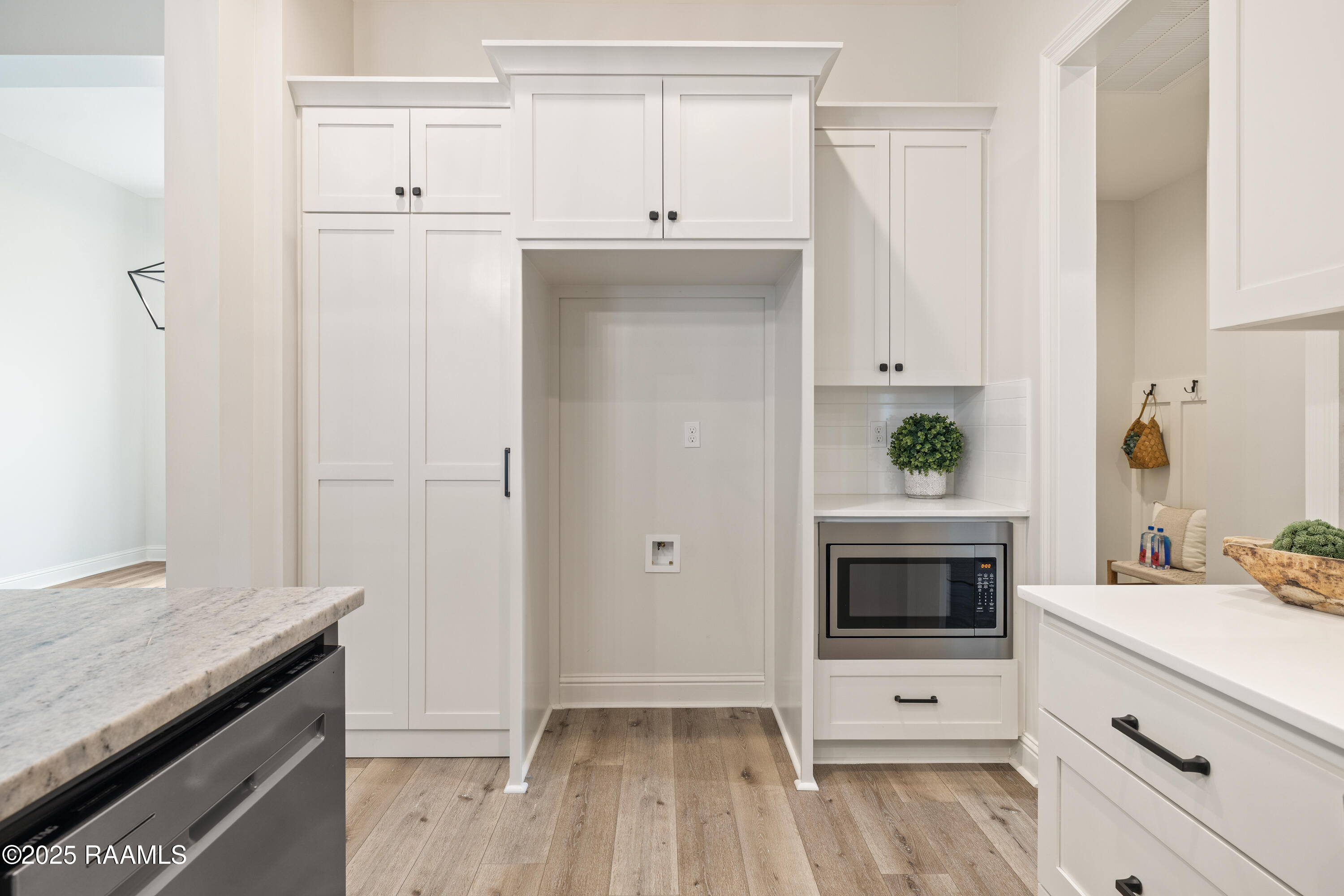 112 Sanctuary Lane Lafayette, LA 70503 - Photo 12 of 32 112 Sanctuary Ln-12