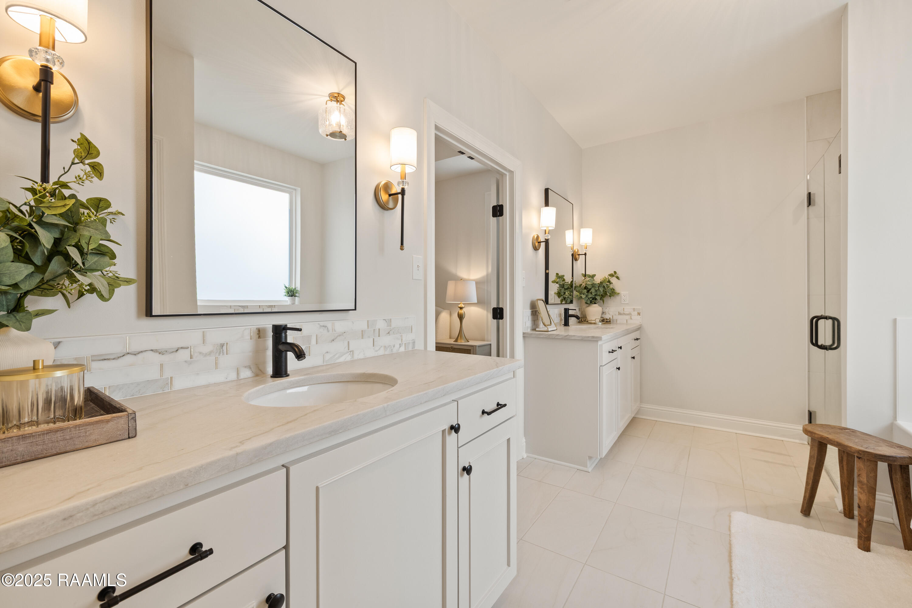 112 Sanctuary Lane Lafayette, LA 70503 - Photo 18 of 32 112 Sanctuary Ln-19